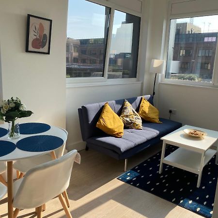Central Location, Parking, Wi-Fi, Modern Apartment Milton Keynes Ngoại thất bức ảnh